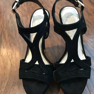 Jessica Simpson suede pumps